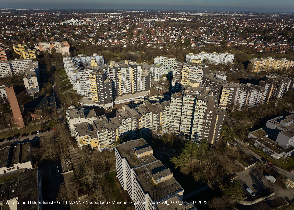 07.02.2023 - Luftbilder vom Marx-Zenrtum und Umgebung in Neuperlach